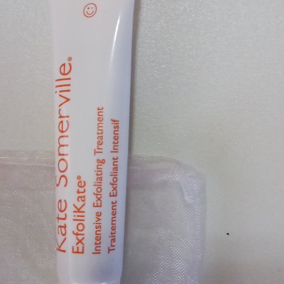 Kate Somerville ExfoliKate Intensive Exfolianting Treatment & Wrinle Warrior - Picture 2 of 8